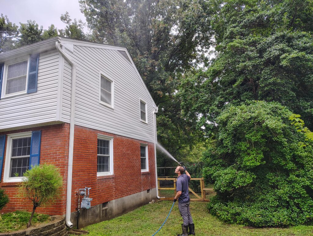 Home spraying house min